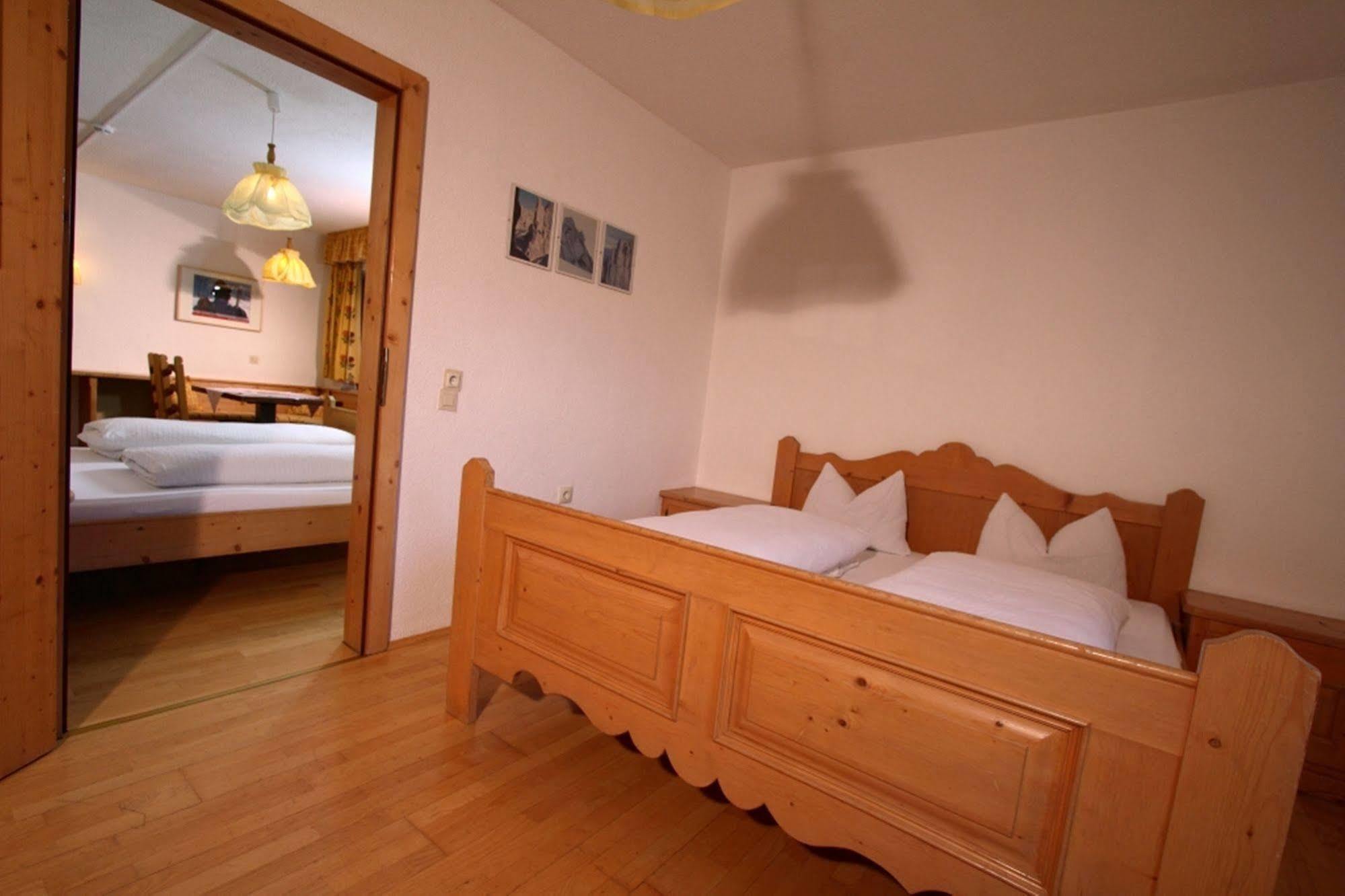 Landhaus Edelweiss Sankt Leonhard im Pitztal Ngoại thất bức ảnh